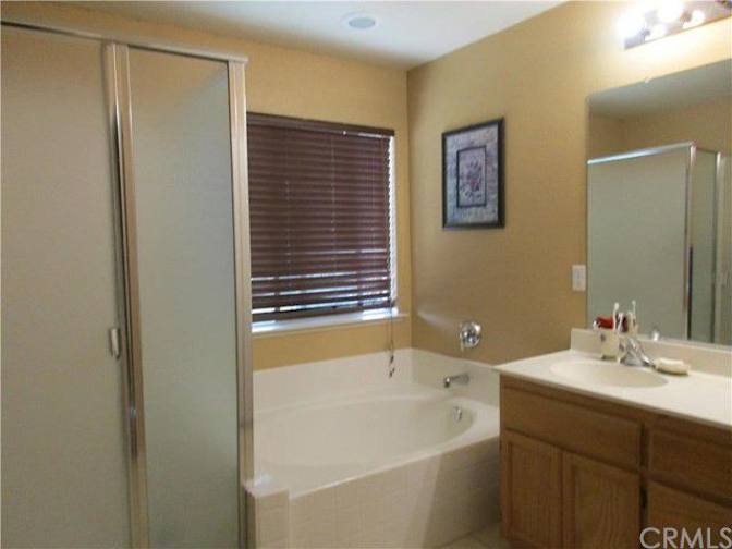 KathleenSam's room