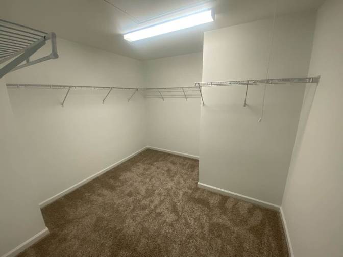 Alcove Rooms's room
