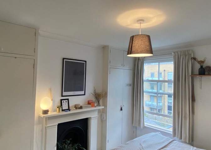 Debbie M's room