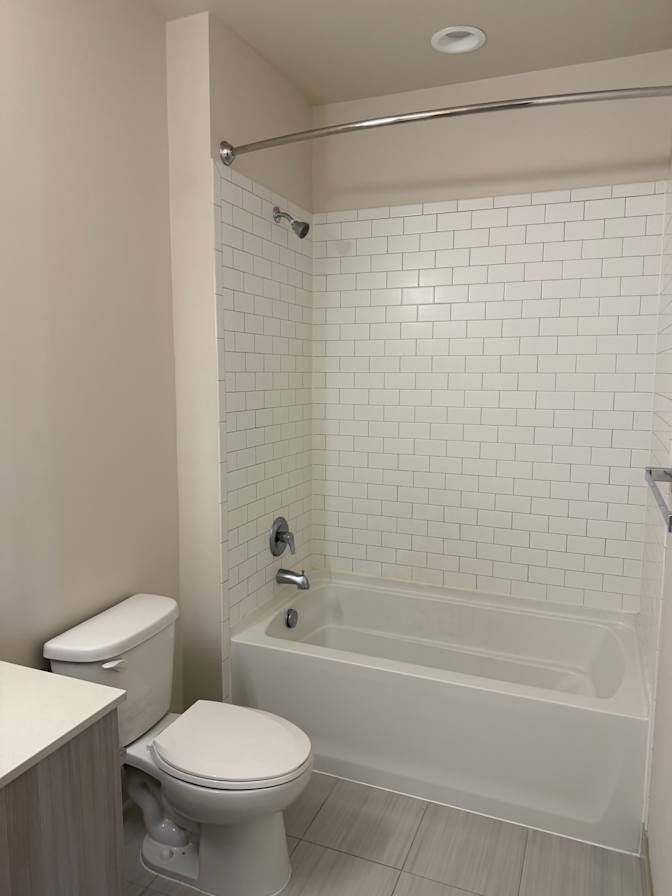 Alade's room
