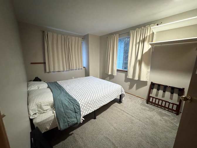 Jina's room