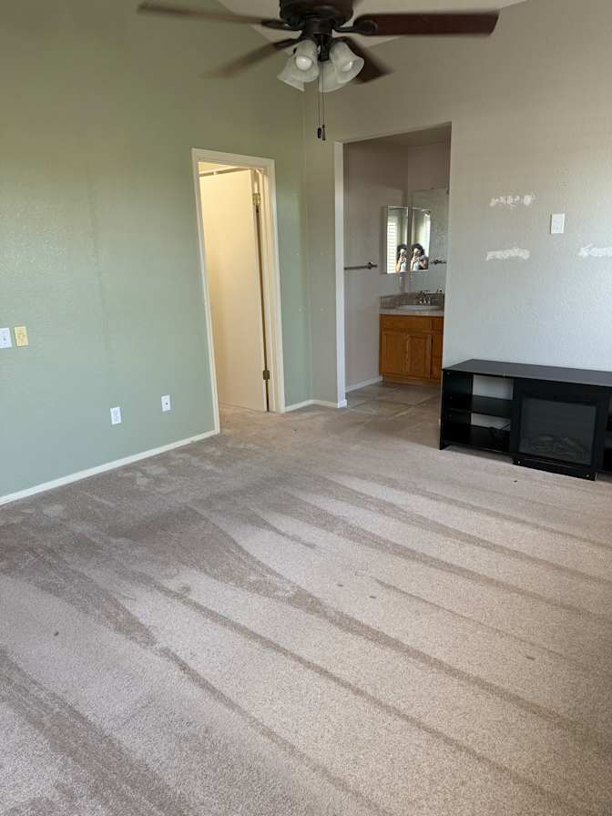 Alondra McConnell's room