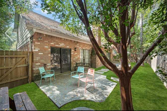 Karl's room