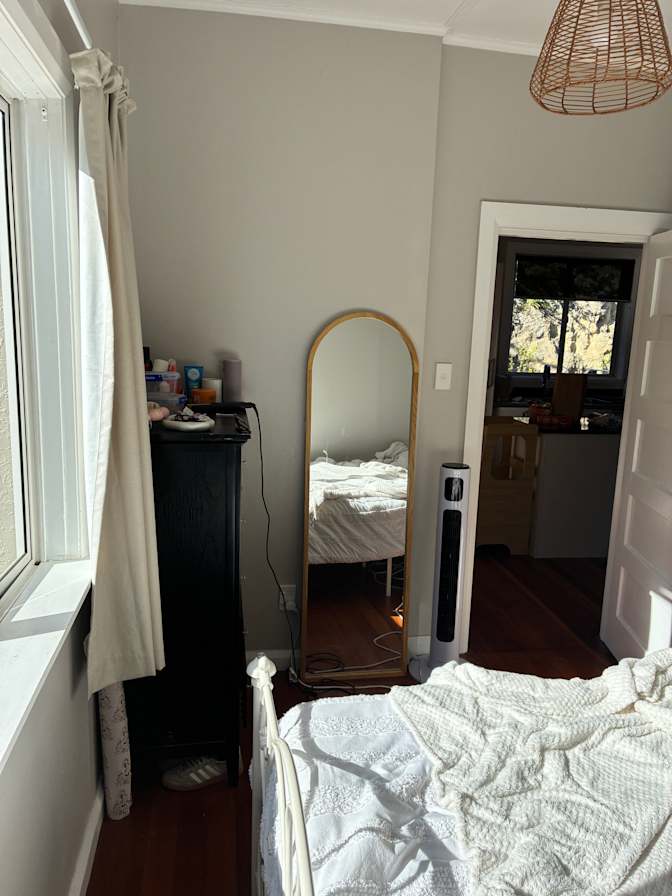 Jennifer's room