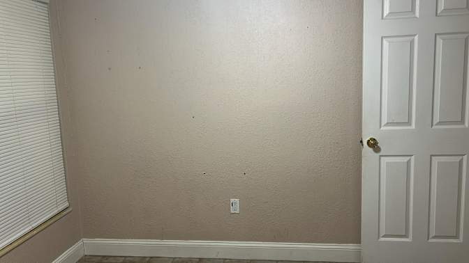 Dazzly Funez's room