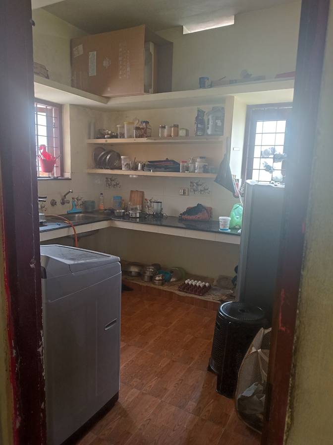 Bibin Das E D's room