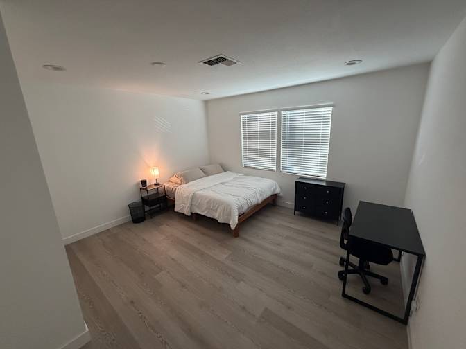 Ulysses Laman's room