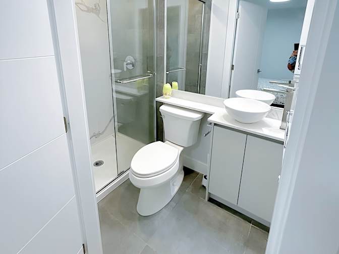 Hamid Reza's room