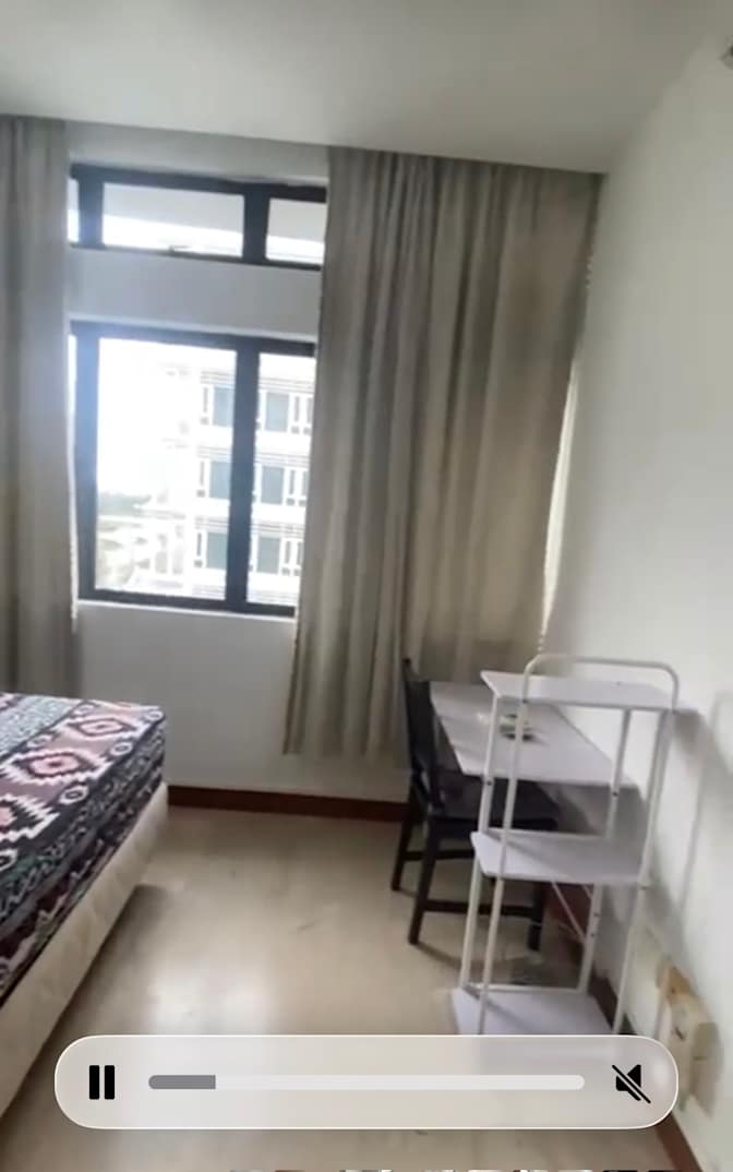 R T's room