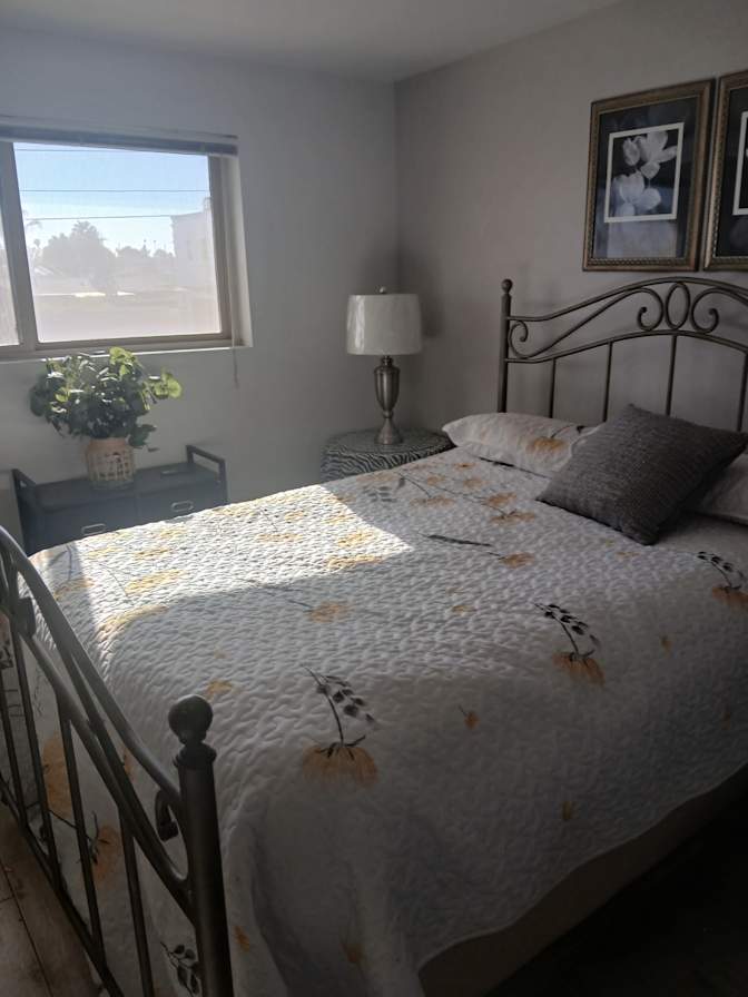 WAYNE's room