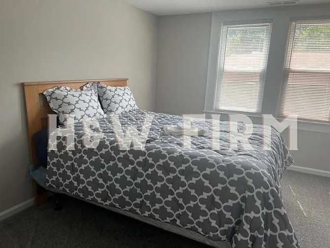 Alcove Rooms's room