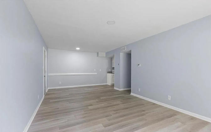 Alcove Rooms's room