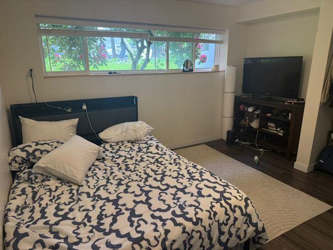 Andrea's room