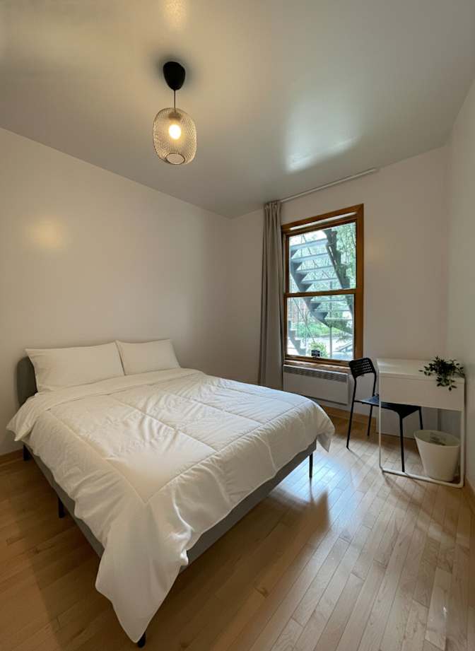 HelloMontreal's room