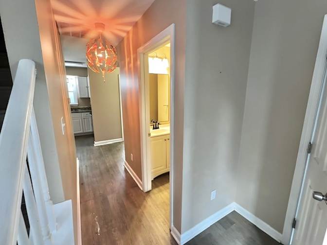 Alcove Rooms's room
