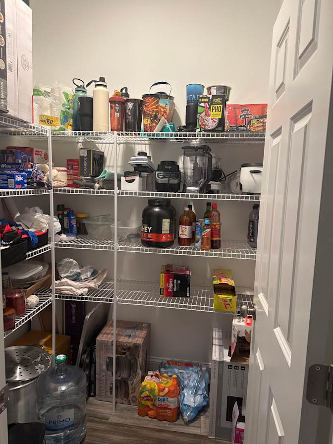 Juan's room