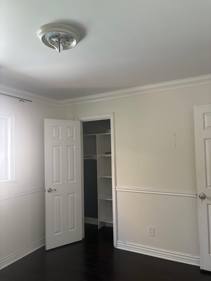 Dani Leo's room