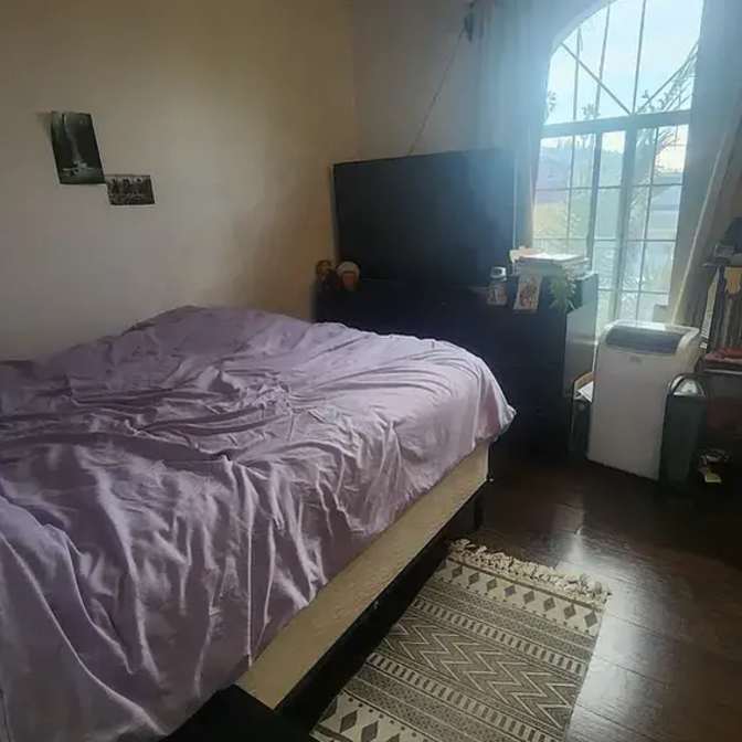 Student Housing's room