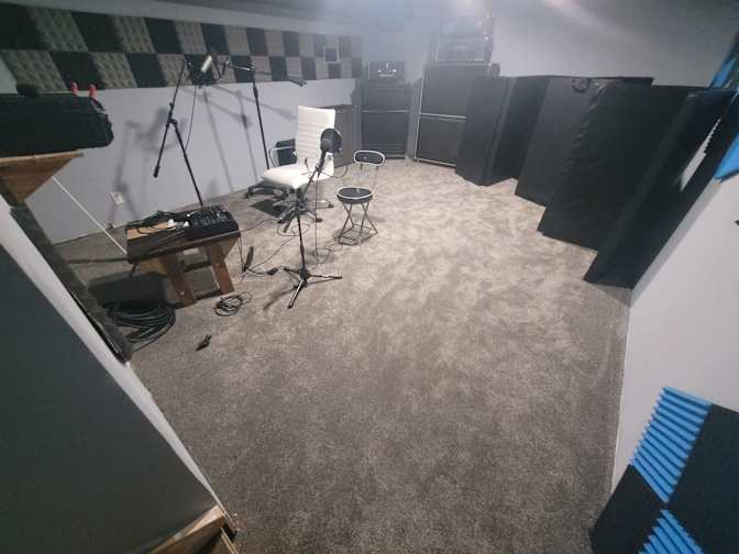 Patrick Vien's room