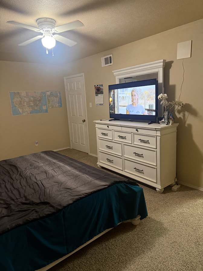 Jessica Manuela's room