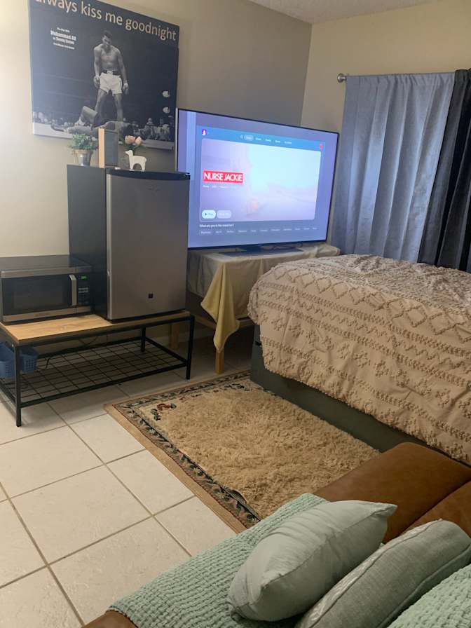 Dayanitza's room