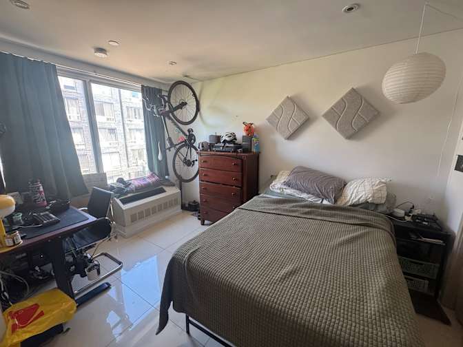 JaJuan's room