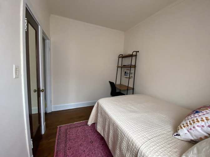 Izzy's room