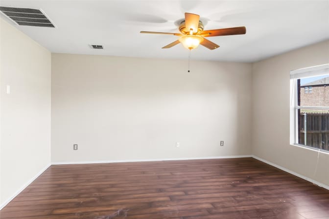 Ben's room