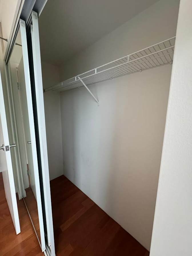 Van House's room