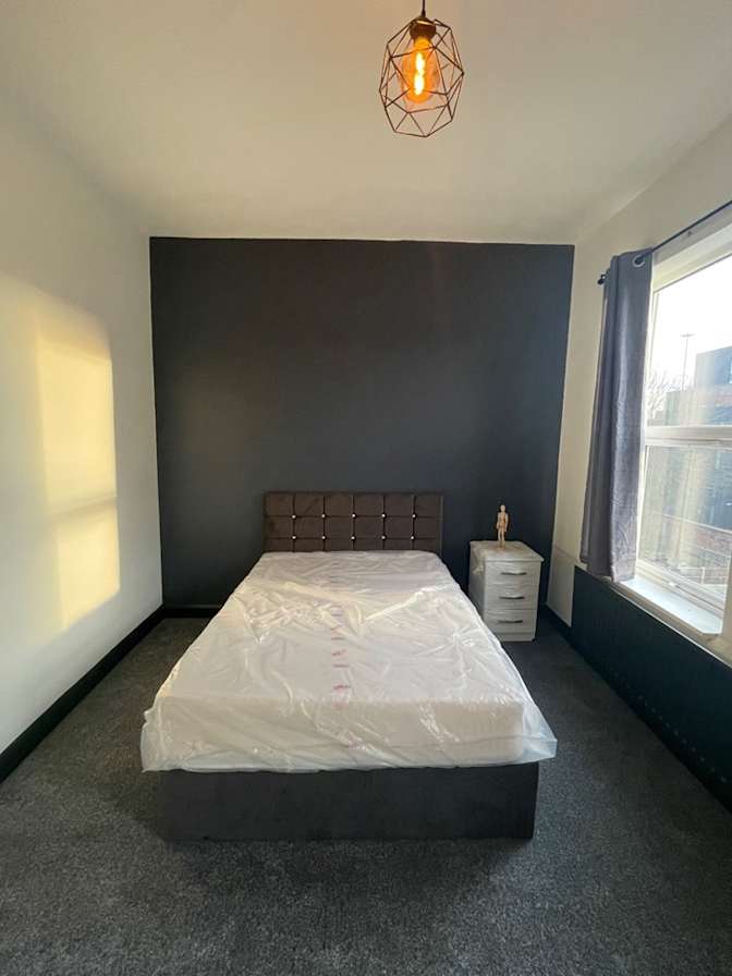 Upper Residence Property Ltd.'s room