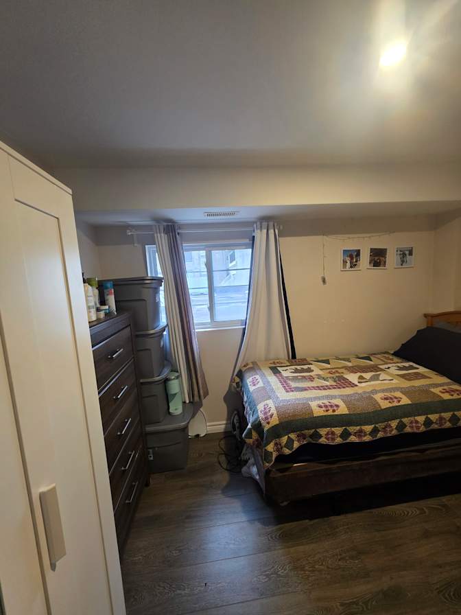 Jayne's room