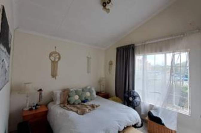 Graham Hodson's room