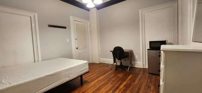 ALBERTO's room