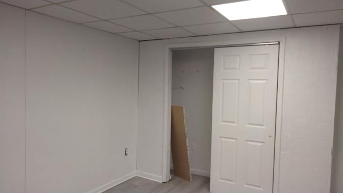 Dave Canecchio's room