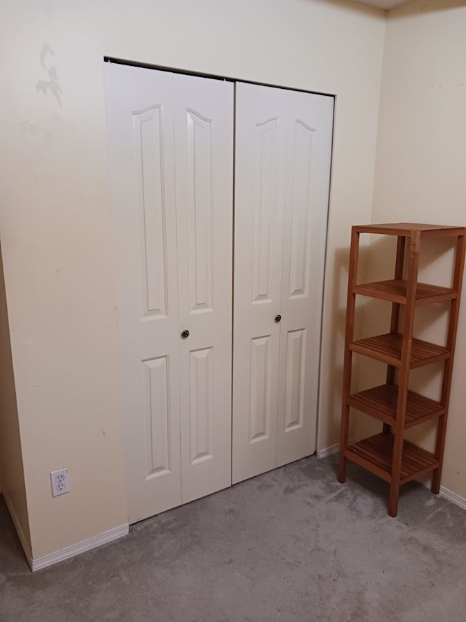 Ron's room