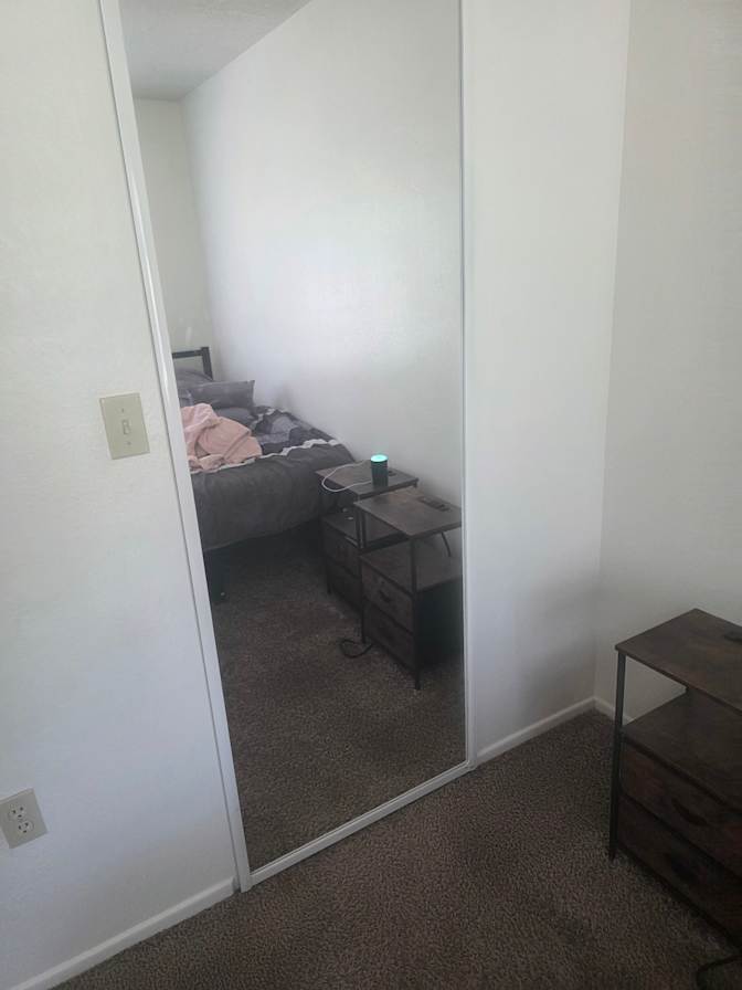 Ricardo Varela's room