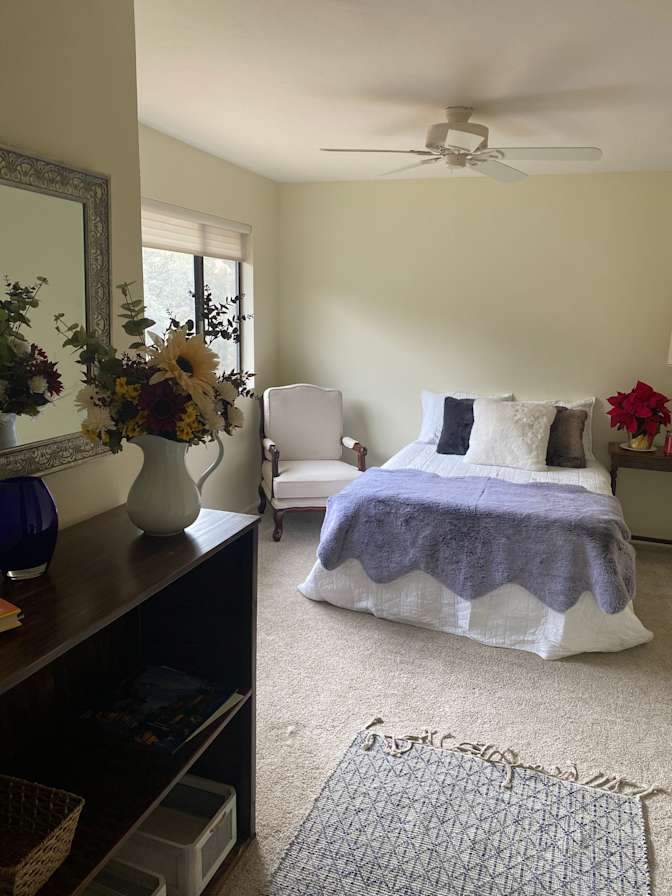 Lynn's room