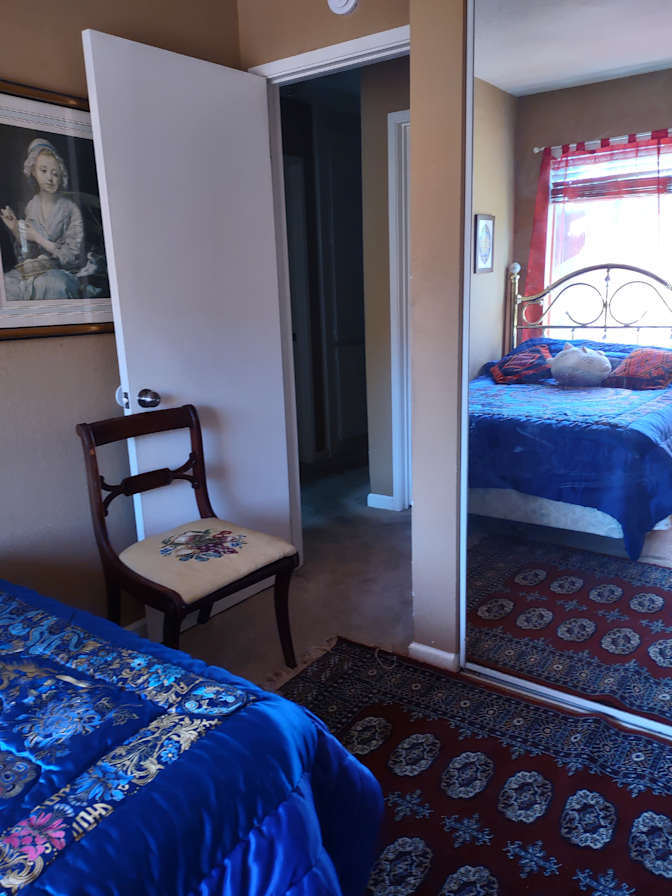 Gayle Wayne's room