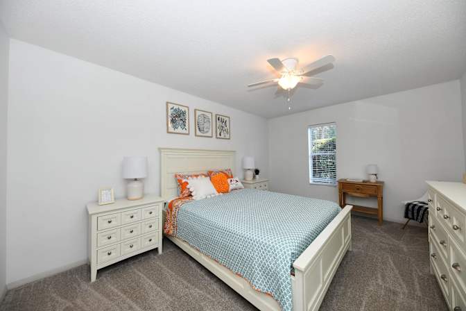 Marique's room