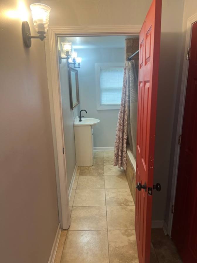 Yates Properties's room