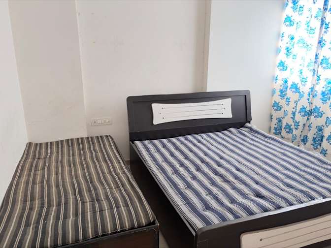 Arka Chakraborty's room
