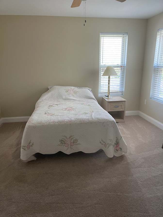 ROOMS IN NORTH BETHESDA MD.'s room