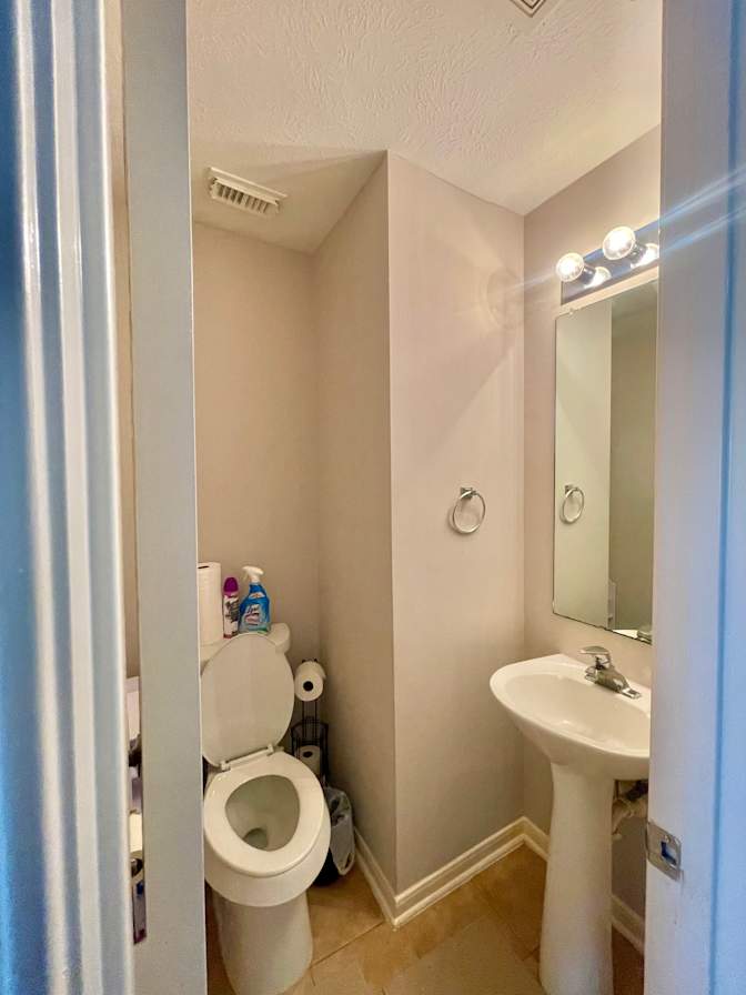 Noeline's room