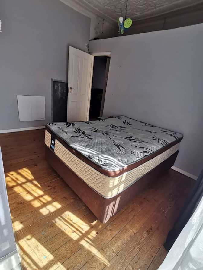 Phindy's room