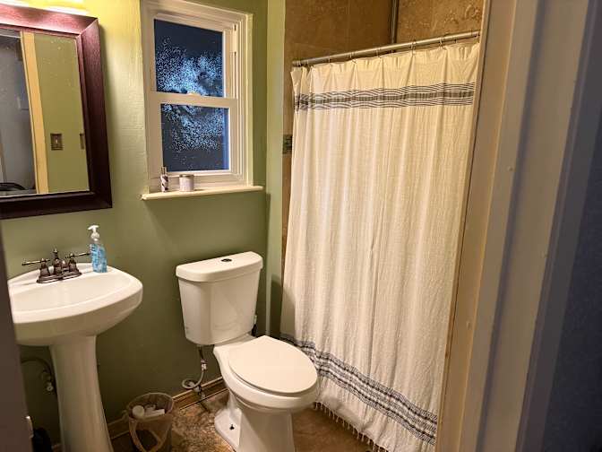 Tré's room
