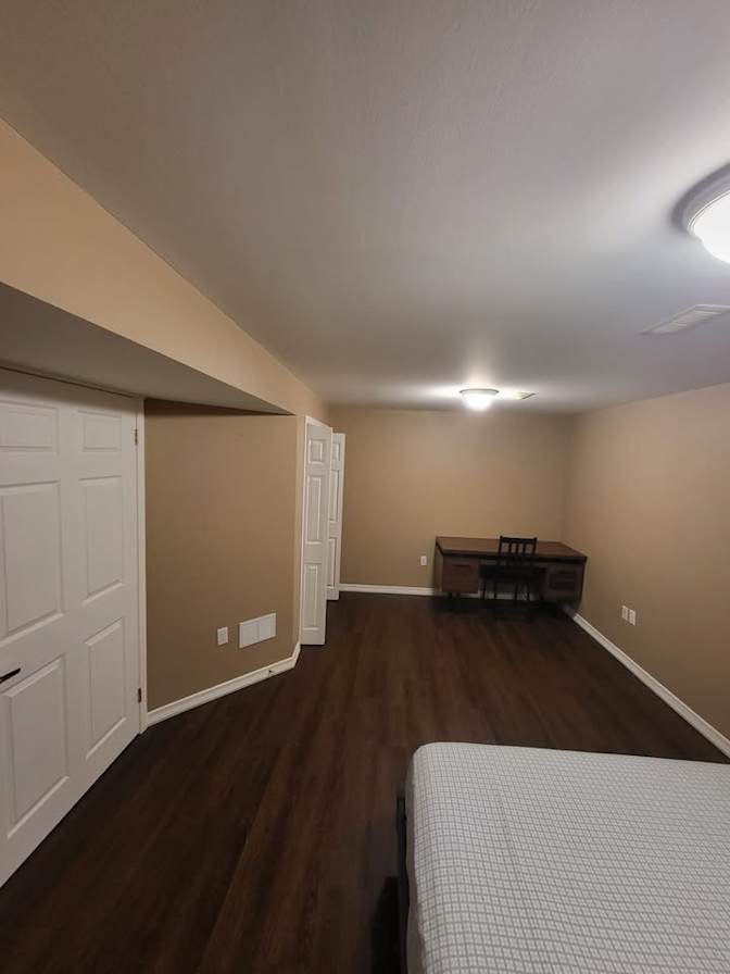 Toan's room