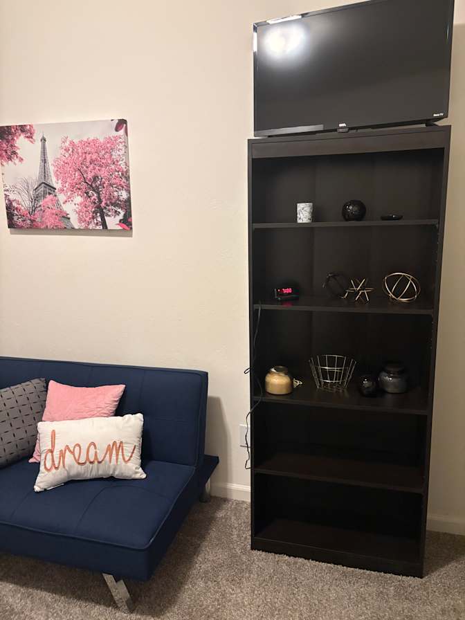 Diana's room