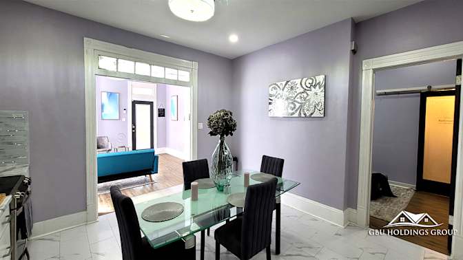 GBU Holdings Group's room