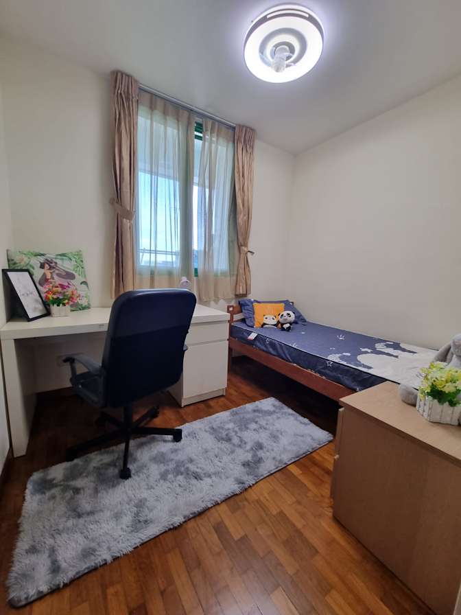 Seow yao hua's room