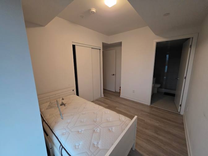 Erick's room